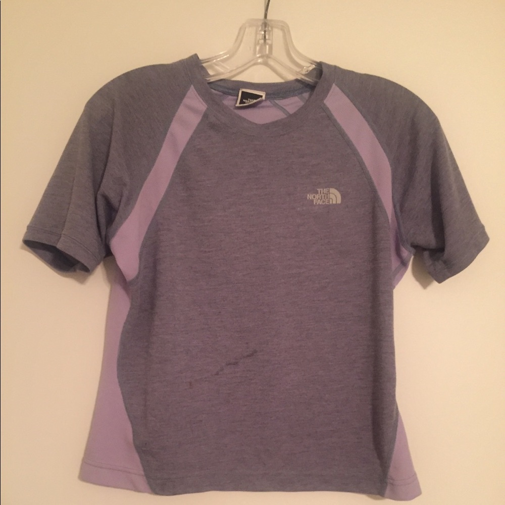 Grey North Face T-shirt.